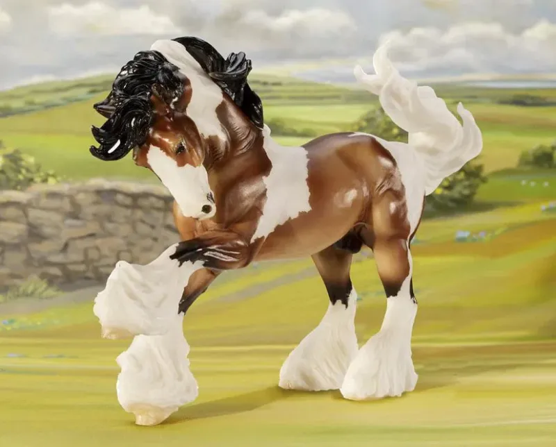 Breyer Toys<Gypsy Vanner
