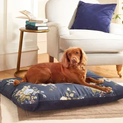Danish Design Dog Beds & Blankets<x Laura Ashley Deep Duvet