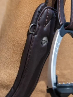 LeMieux Girths<Gel-Tek Anatomic Jumping Girth