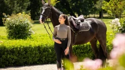 LeMieux Saddlepads & Numnahs<Loire Classic Close Contact Square SS24