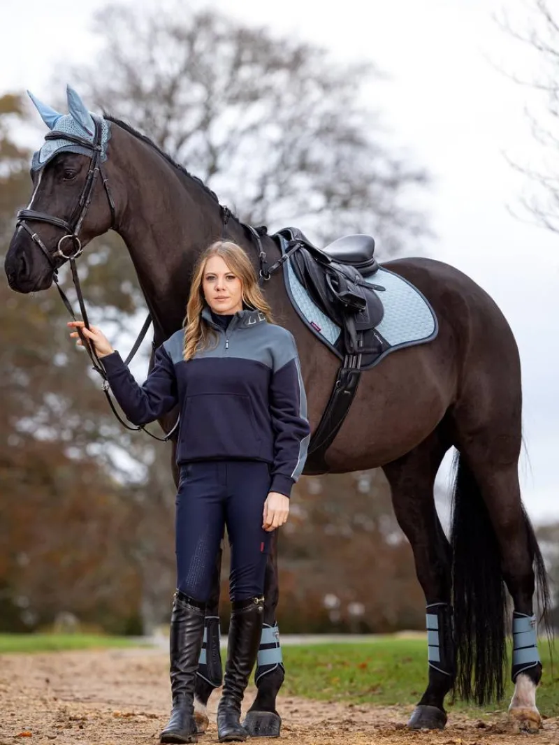 LeMieux Saddlepads & Numnahs<Suede Close Contact Square AW24