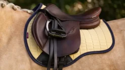 LeMieux Saddlepads & Numnahs<Suede GP Square SS25