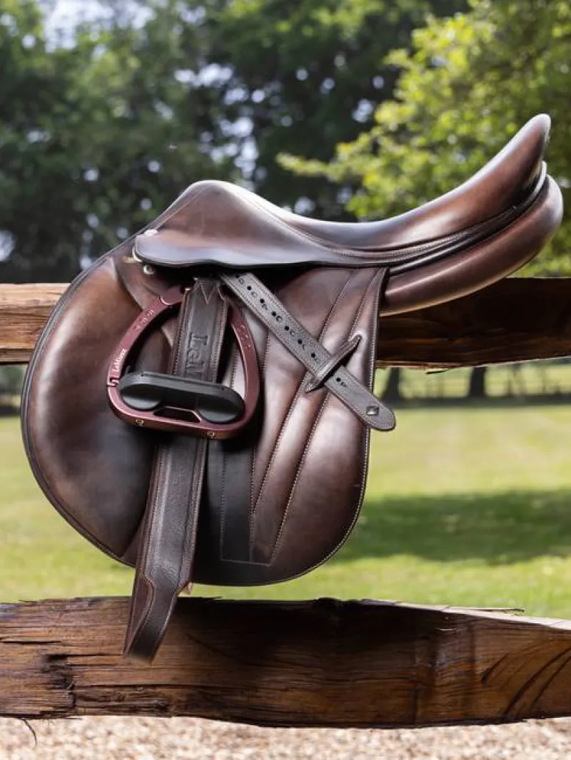 LeMieux Stirrup Irons<Vector Control Stirrup